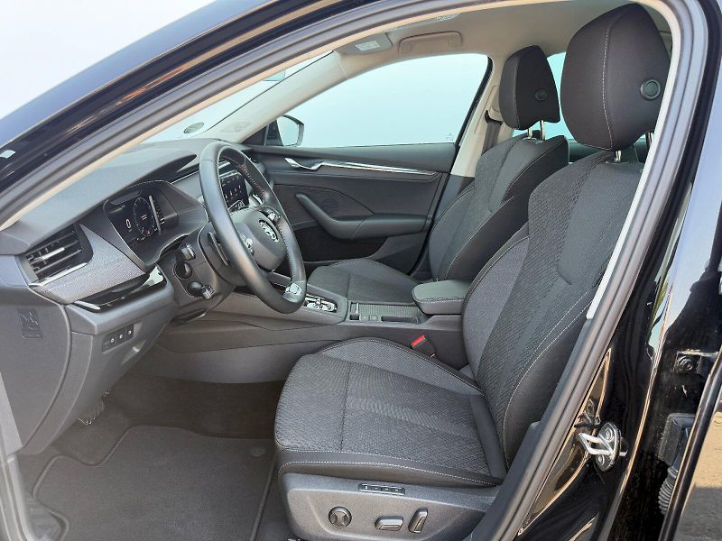 Škoda Octavia (2023) 2.0 TDI 110kW DSG Style Plus P - fotka 5 z 35