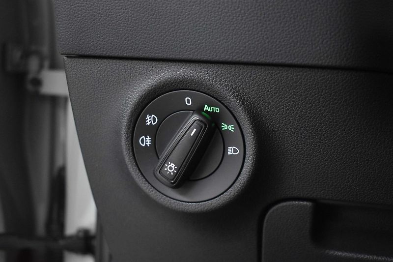 Škoda Karoq 2.0TDI*REZERVACE* - fotka 16 z 44