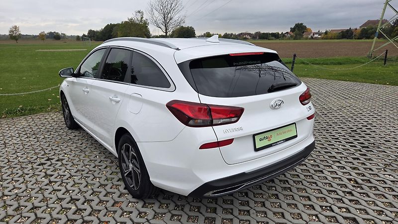 Hyundai i30 (2023) 1.5T-GDI 117 kW, Smart CZ DPH - fotka 8 z 30