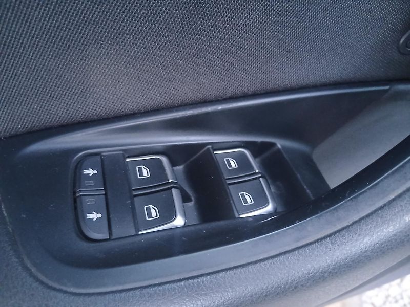 Audi A6 Avant 3.0 TDi - fotka 10 z 37