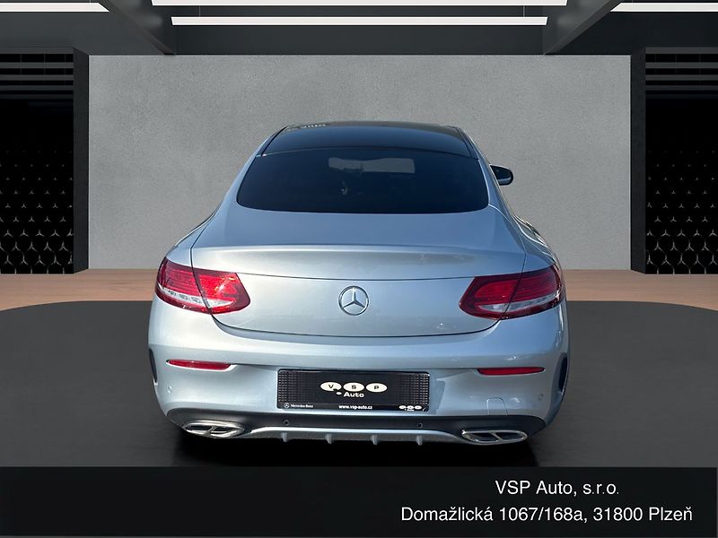 Mercedes-Benz Třídy C AMG paket 250d 4MATIC - fotka 4 z 19
