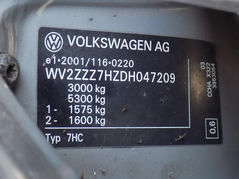 Volkswagen Caravelle 2,0 TDI 103 KW COMFORT NAVI - fotka 40 z 45