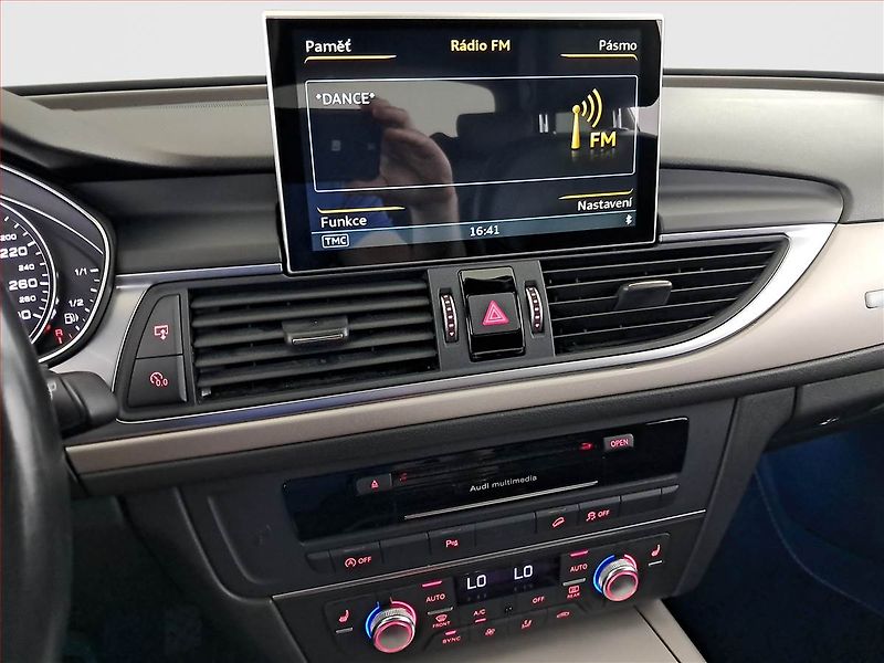Audi A6 Allroad (2016) 3.0 TDI, 4X4, Automat, Kůže - fotka 12 z 29