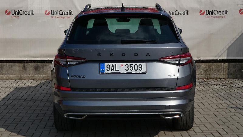 Škoda Kodiaq 2,0 TDI DSG 4x4 Sportline - fotka 4 z 25