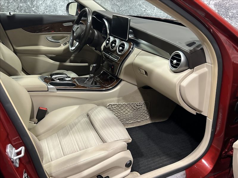 Mercedes-Benz Třídy C 2,1 CDi Exclusive, Panorama - fotka 11 z 32