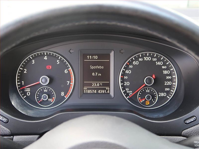 Volkswagen Jetta (2012) 1.2 TSI, Serv.kniha, Tempomat - fotka 11 z 16