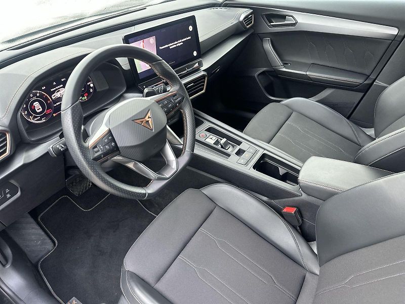 Cupra Formentor (2024) 2.0 TSI 4Drive DSG - fotka 8 z 35
