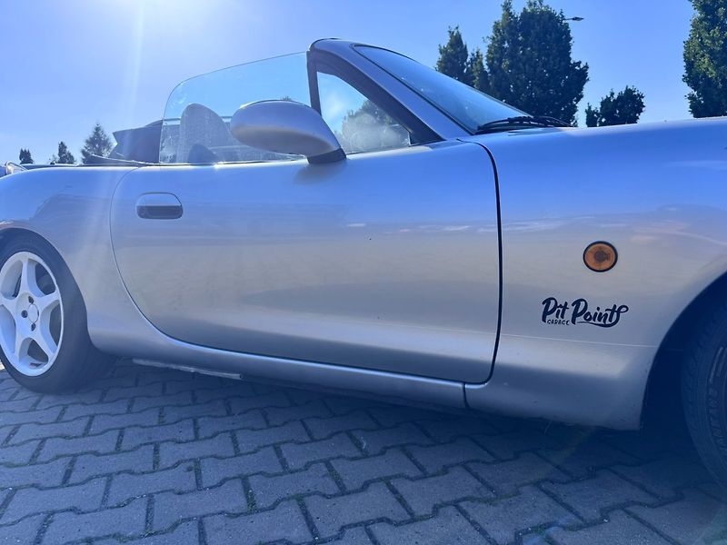 Mazda MX-5 (2000) NB 1,8 107 KW SVOR 6Q - fotka 17 z 45