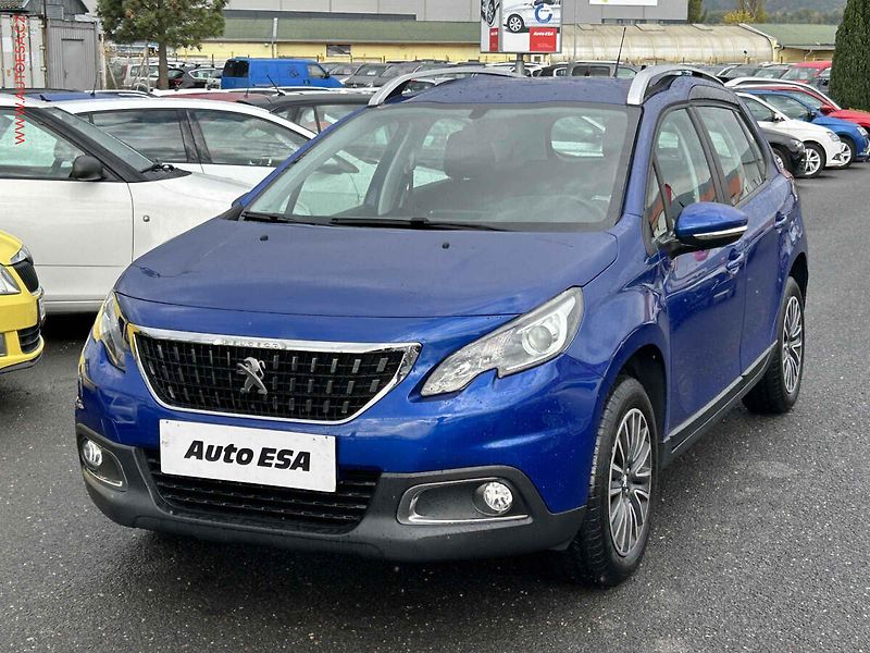 Peugeot 2008 (2019) 1.2PT - fotka 3 z 18