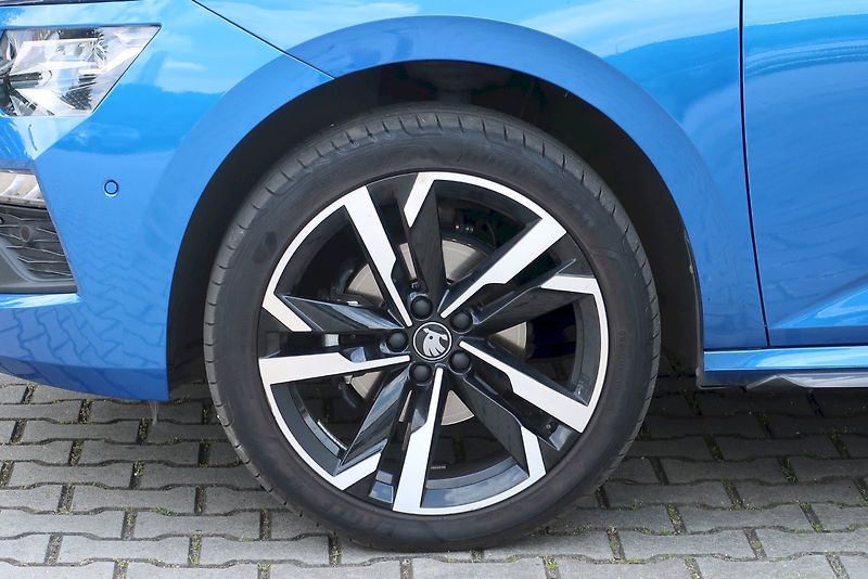 Škoda Kamiq (2025) MC 1.5 TSI 110 kW DSG - fotka 7 z 28