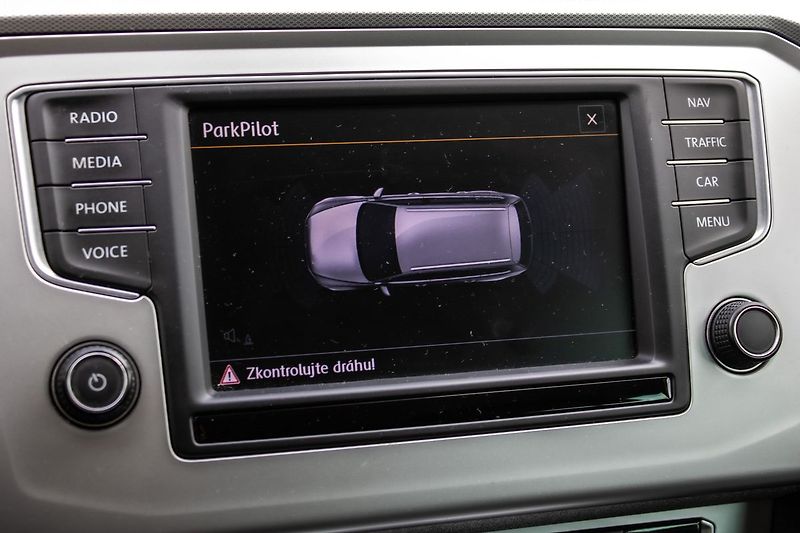 Volkswagen Passat - fotka 16 z 26