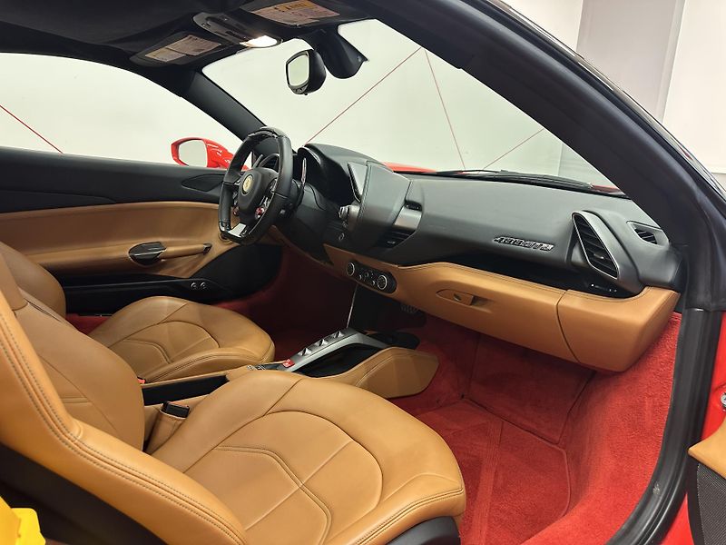 Ferrari 488 (2017) GTB*LIFT*CANERA*TOP*DPH - fotka 10 z 13