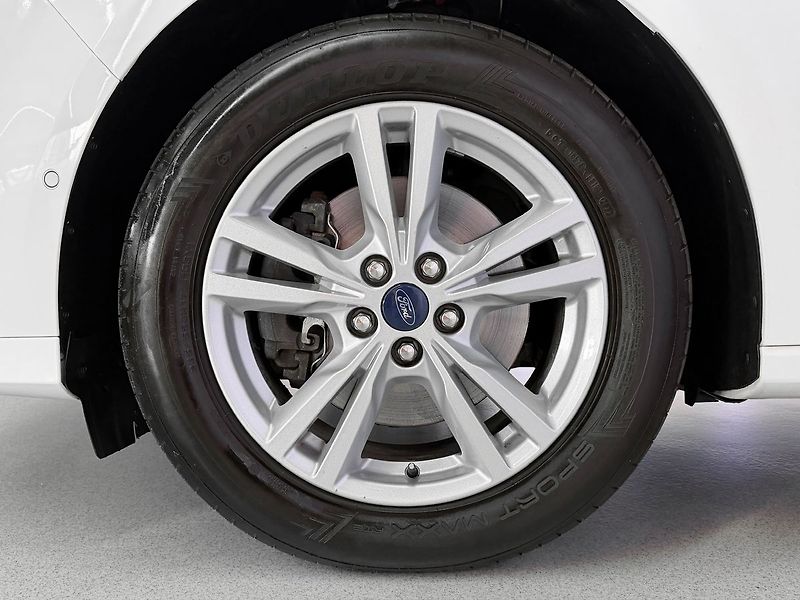 Ford S-MAX 2.0 TDCi 140KW AWD TITANIUM - fotka 9 z 28