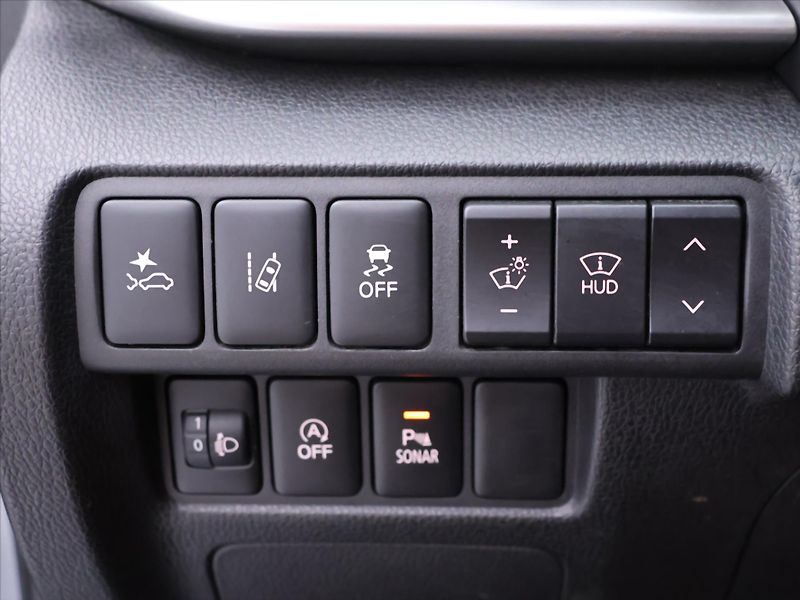 Mitsubishi Eclipse Cross 1,5 T-MIVEC 120kW Aut.klima - fotka 16 z 31