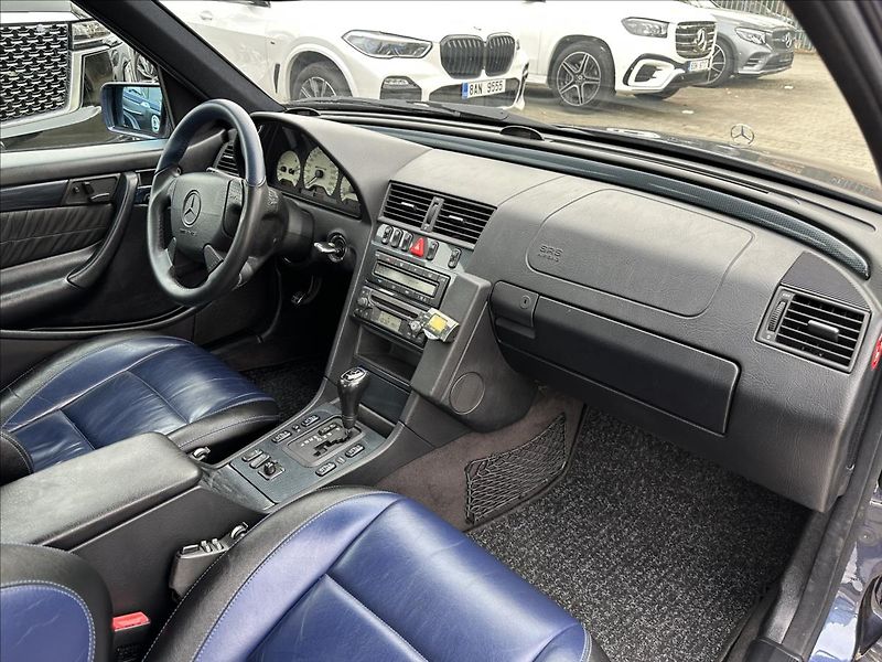 Mercedes-Benz Ostatní 4,3   43 AMG - fotka 13 z 28