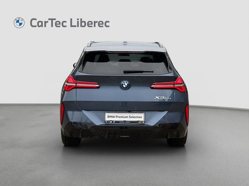 BMW X3 xDrive20d - fotka 18 z 20