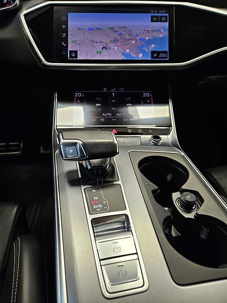 Audi A6 45TFSI q S-Line Matrix Kůže - fotka 20 z 26