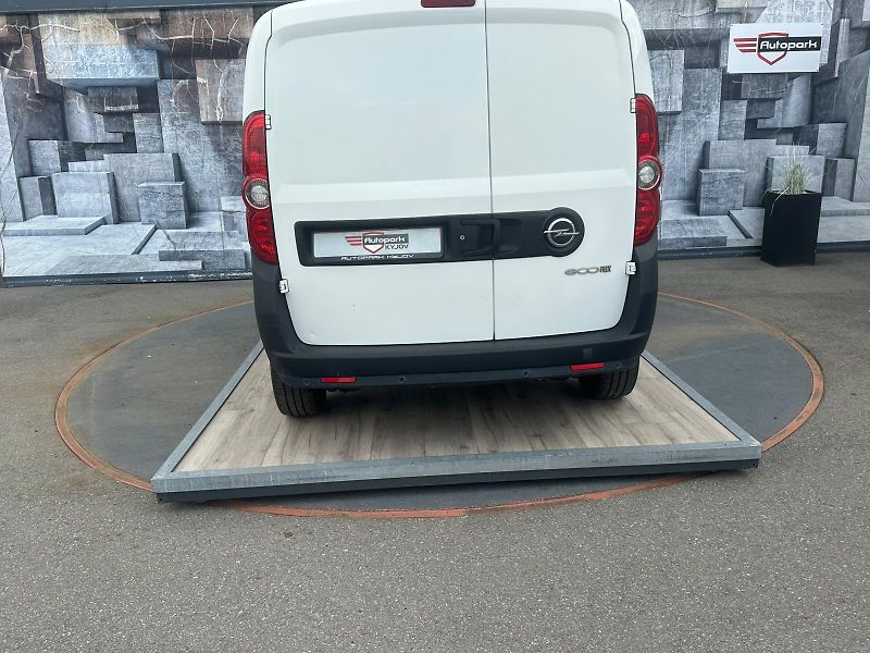 Opel Combo (2012) 1.4i, 70KW, CHLADÍCÍ - fotka 7 z 21