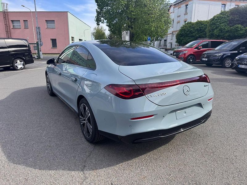 Mercedes-Benz CLA (2026) 200 4MATIC - fotka 5 z 24