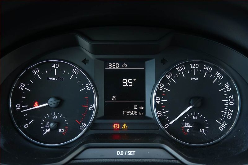 Škoda Octavia (2013) 1.2 TSI, Serv.kniha, Tempomat - fotka 11 z 14