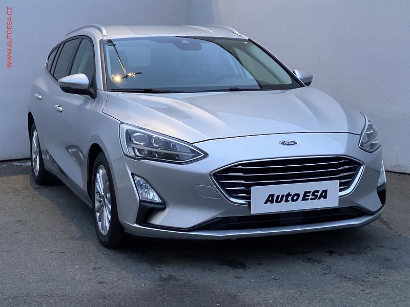 Ford Focus (2019) 1.5TDCi, Titanium, AT, LED - fotografie inzerátu