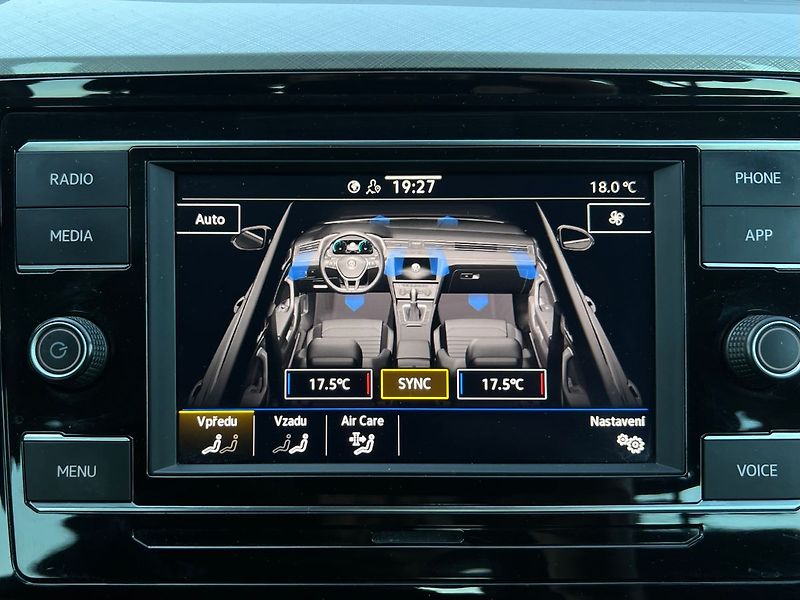 Volkswagen Passat - fotka 40 z 50
