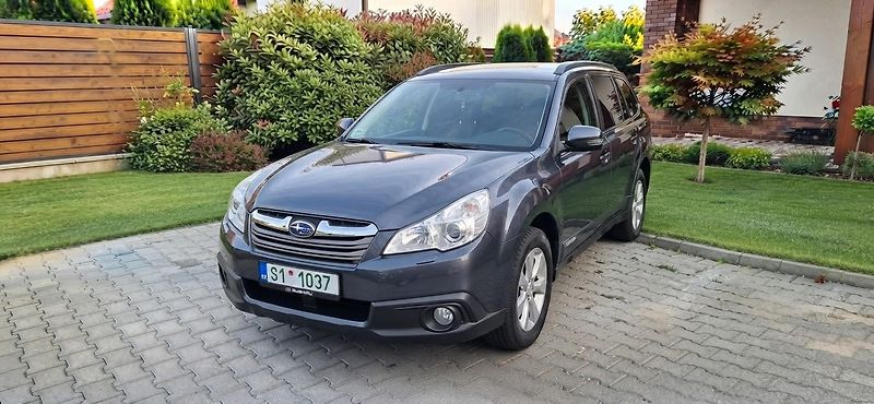 Subaru Outback 2.5 4x4 automat - fotka 9 z 64