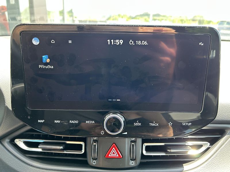 Hyundai i30 26 WG 1,0 T-GDI MT SMART - fotka 24 z 32