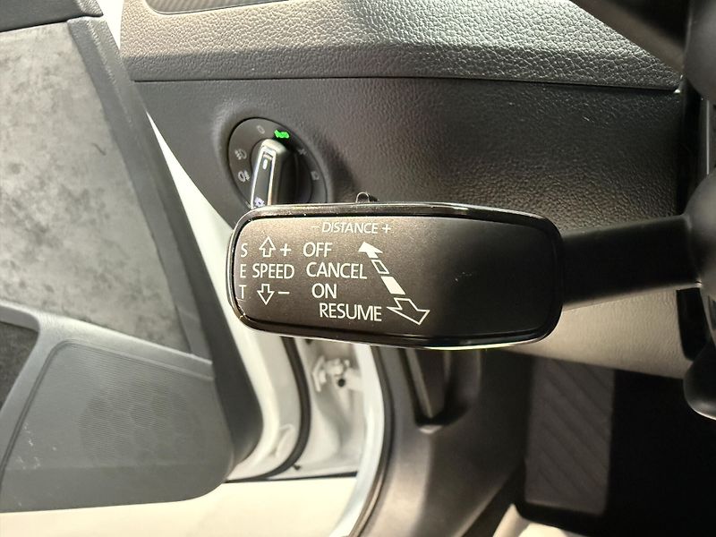 Škoda Superb 2.0 TDI 110kW SportLine Combi - fotka 10 z 14