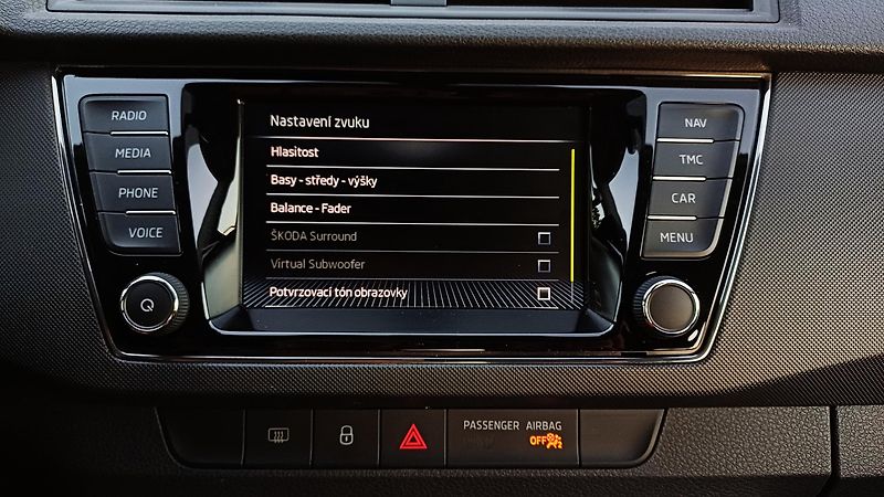Škoda Fabia combi TSI 70kW-NAVIGACE-TZ-DPH - fotka 37 z 50