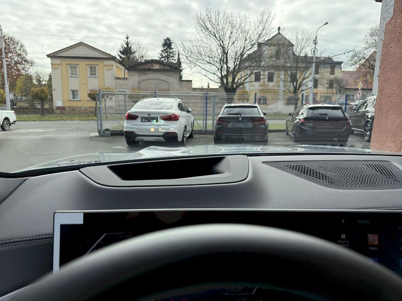 BMW X5 xDrive40d M-PRO Individ. Gar.+ - fotka 35 z 48