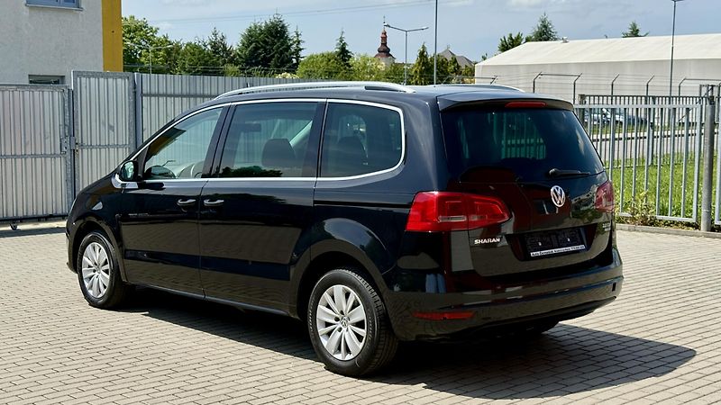Volkswagen Sharan (2012) 2.0TDi*103kW*7MÍST*BLUE-MOTION - fotka 2 z 26