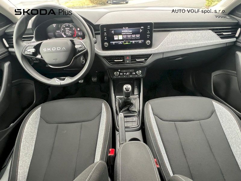 Škoda Scala (2025) Selection 1.0TSi 85kW 6°manuál - fotka 5 z 30
