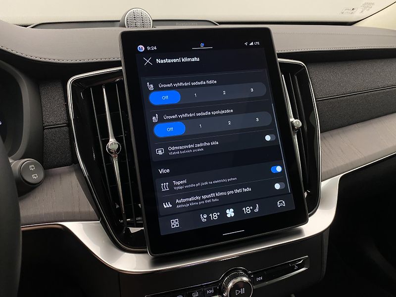Volvo XC90 (2026) T8 AWD Plug-in DARK ULTRA - fotka 47 z 76