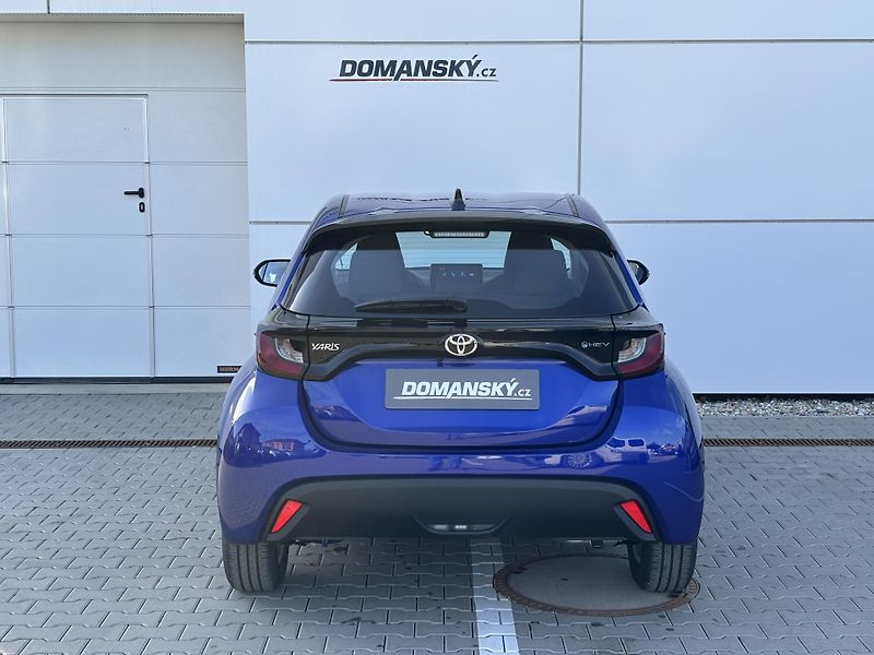 Toyota Yaris (2026) Comfort 1,5 HEV AT - fotka 11 z 14
