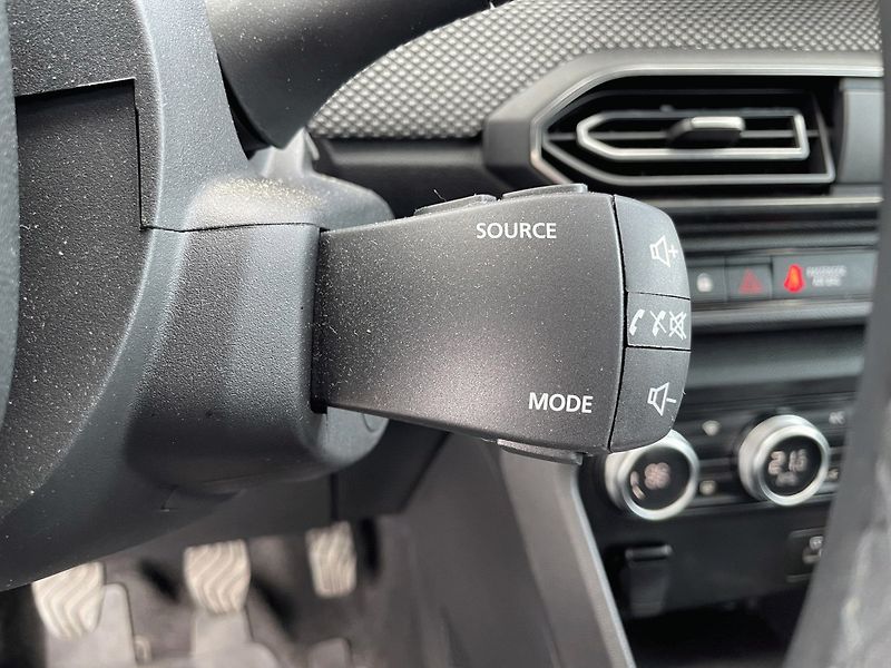 Dacia Jogger (2022) 1.0 TCe,81kW,Extreme,ČR - fotka 14 z 31