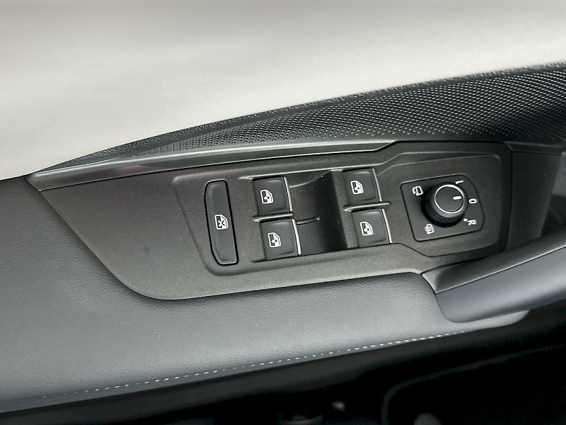 Volkswagen Tayron (2025) Elegance 2.0 TSI 150kW 4Motion - fotka 35 z 42