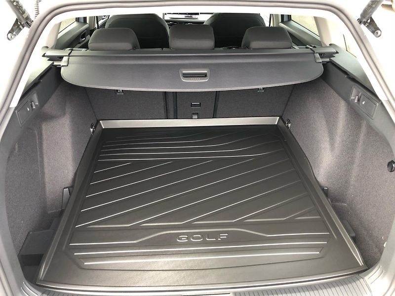 Volkswagen Golf Variant People 1,5 eTSI 7DSG m - fotka 13 z 30