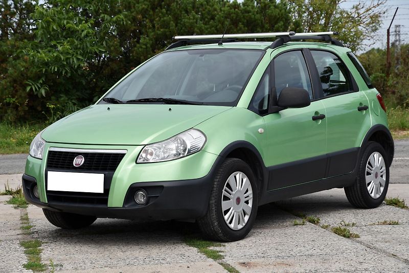 Fiat Sedici 1.6 16V 4X4, KLIMA, NAVI, BT - fotka 6 z 44