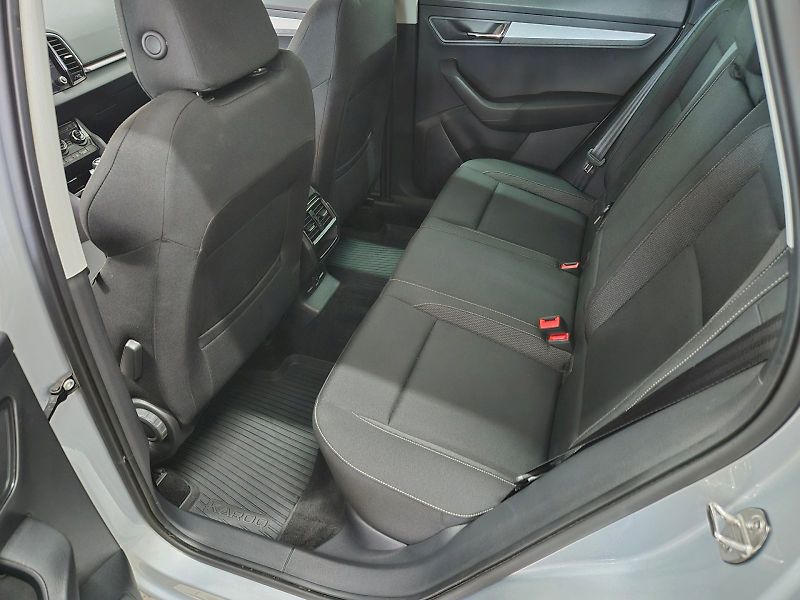 Škoda Karoq (2024) Ambition 1.5TSi 110kW 6°manuál - fotka 12 z 25