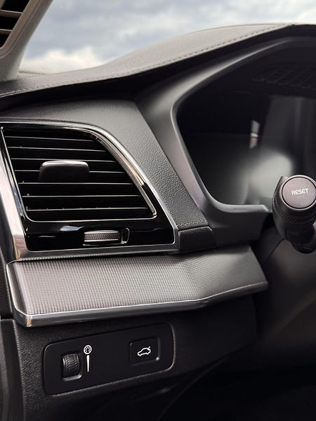 Volvo XC90 (2019) XC90 B5 Inscription AWD - fotka 16 z 18