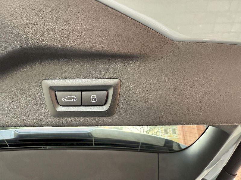 BMW X5 xDrive40d M-PRO Individ. Gar.+ - fotka 42 z 48