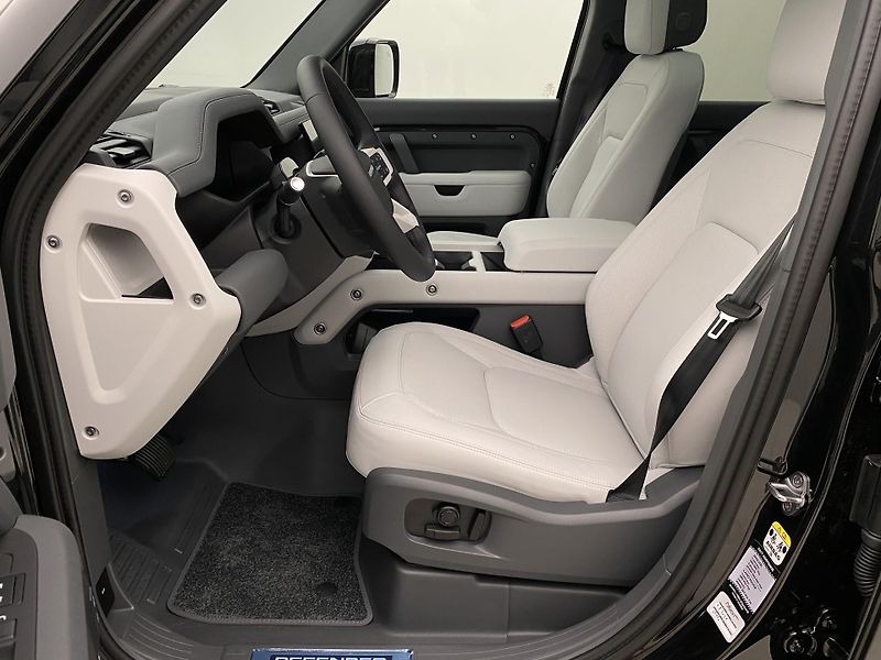 Land Rover Defender (2026) 110 P425 X-DYNAMIC HSE AWD AUT - fotka 3 z 67