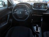Peugeot 2008 (2021) Active Pack 1.2 PureTech - náhled 7