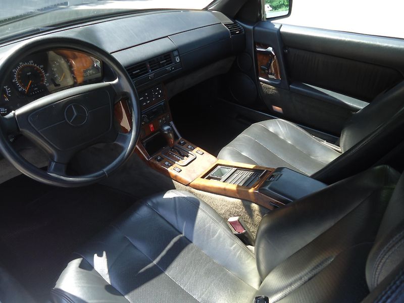 Mercedes-Benz SL (1993) 600 - fotka 27 z 40