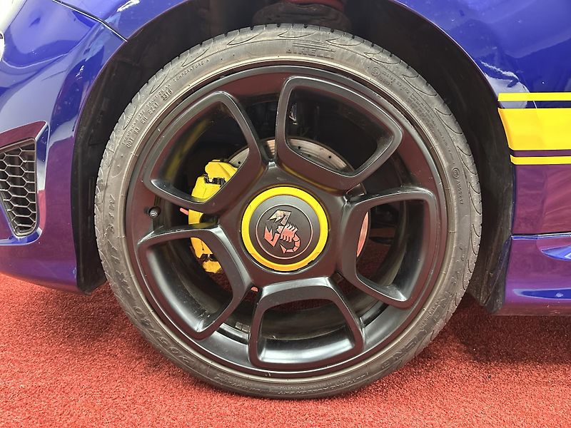 Abarth 595 (2019) Pista*70th An.*2x SADA KOL*TOP - fotka 13 z 16