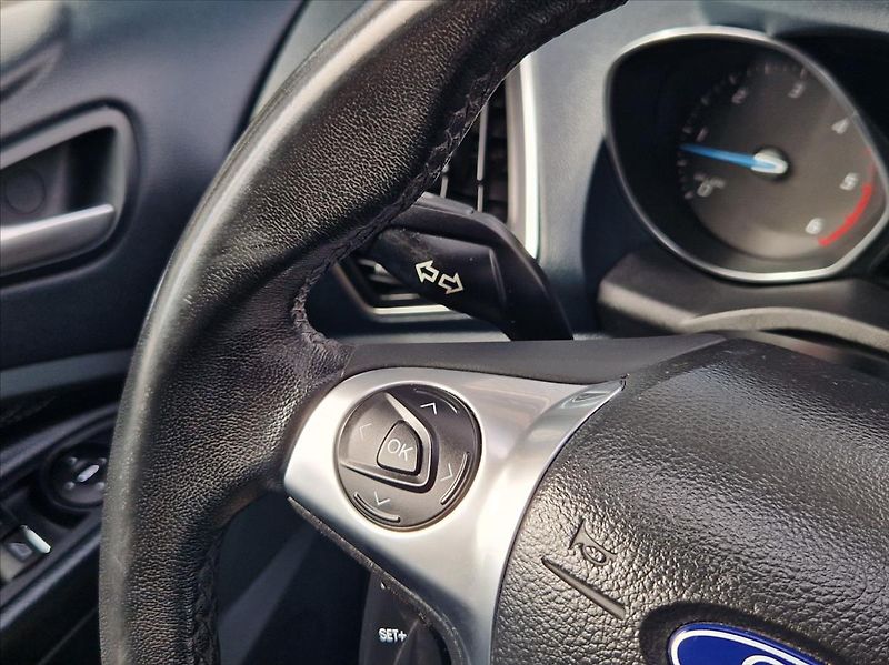 Ford Grand C-MAX 1,6 TDCi 7MÍST AUTOAC SENZORY - fotka 29 z 41
