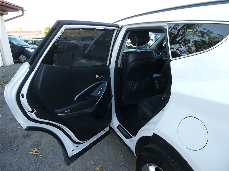 Hyundai Santa Fe 2,2 CRDi 4x4 Automat,DPH,Premi - fotka 22 z 62