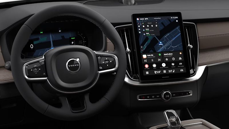 Volvo XC90 (2026) T8 AWD RECHARGE DARK PLUS 7m - fotka 5 z 11