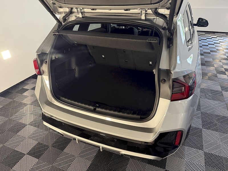 BMW X1 xDrive20d M-Sport LED Garance - fotka 37 z 44